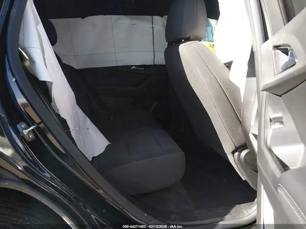 3GNAXPEG3TL327456 2026 CHEVROLET EQUINOX - Image 8