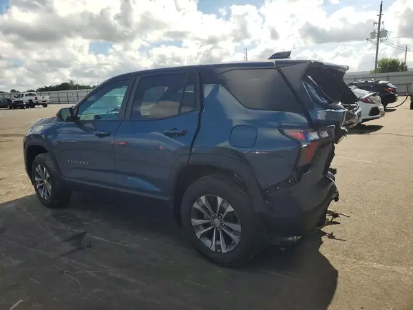 3GNAXPEG3TL359369 2026 CHEVROLET EQUINOX - Image 2