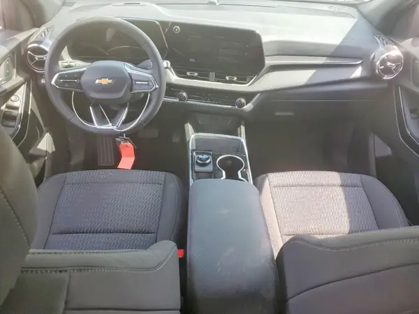 3GNAXPEG3TL496151 2026 CHEVROLET EQUINOX - Image 8