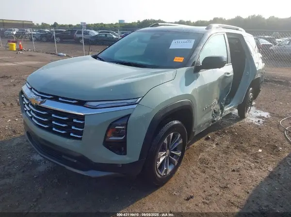 3GNAXPEG4SL133680 2025 CHEVROLET EQUINOX - Image 2