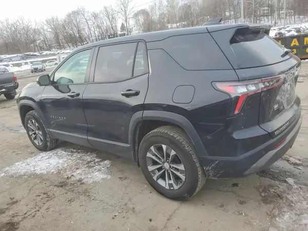 3GNAXPEG4SL139334 2025 CHEVROLET EQUINOX - Image 2