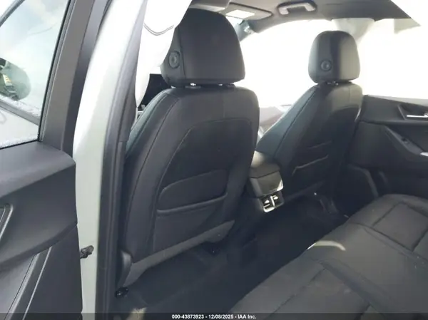 3GNAXPEG4TL213482 2026 CHEVROLET EQUINOX - Image 8