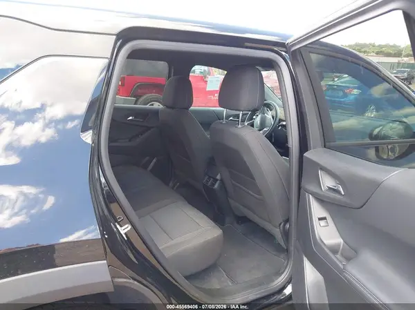3GNAXPEG4TL458086 2026 CHEVROLET EQUINOX - Image 8