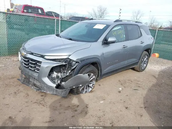 3GNAXPEG5SL107251 2025 CHEVROLET EQUINOX - Image 2