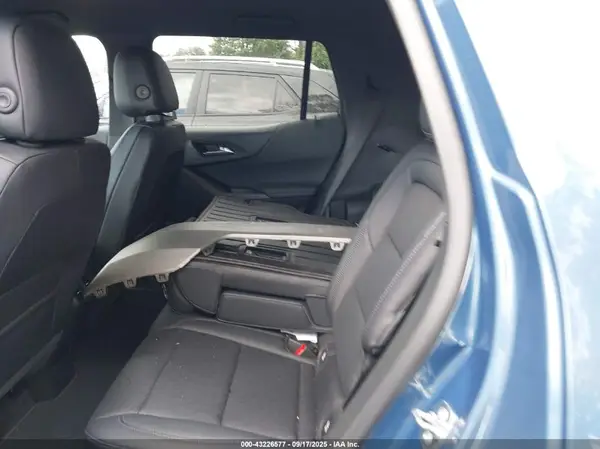 3GNAXPEG5SL142727 2025 CHEVROLET EQUINOX - Image 8