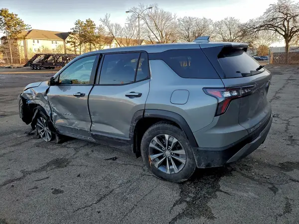 3GNAXPEG5SL259076 2025 CHEVROLET EQUINOX - Image 2
