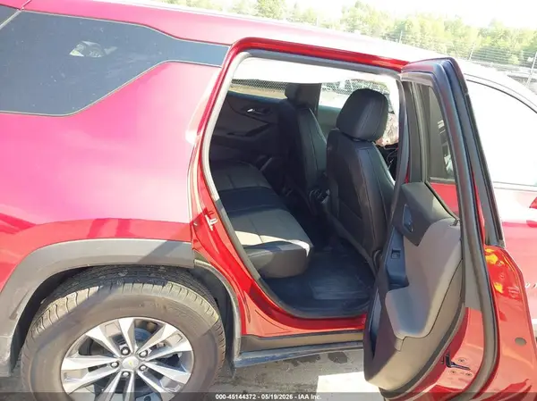 3GNAXPEG5TL159979 2026 CHEVROLET EQUINOX - Image 8