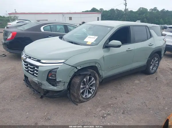 3GNAXPEG5TL238763 2026 CHEVROLET EQUINOX - Image 2
