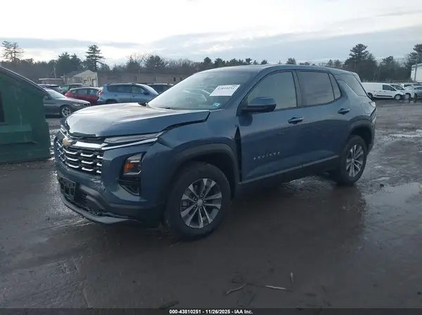3GNAXPEG5TL277868 2026 CHEVROLET EQUINOX - Image 2