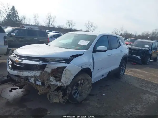 3GNAXPEG5TL334974 2026 CHEVROLET EQUINOX - Image 2