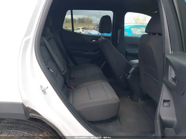 3GNAXPEG5TL362323 2026 CHEVROLET EQUINOX - Image 8