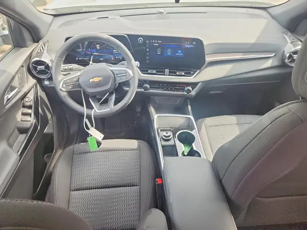 3GNAXPEG5TL398013 2026 CHEVROLET EQUINOX - Image 8