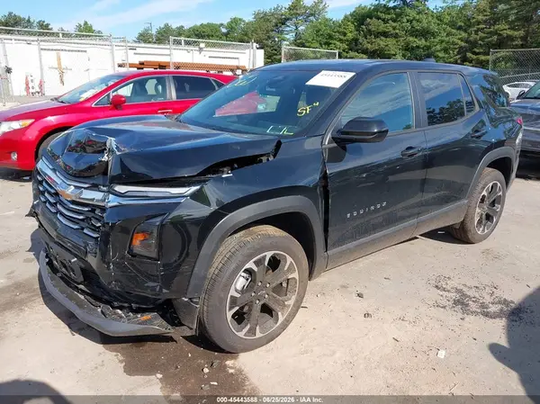 3GNAXPEG5TL401296 2026 CHEVROLET EQUINOX - Image 2