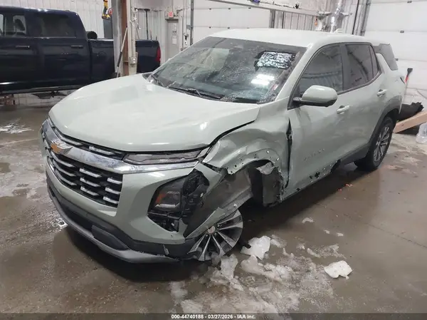 3GNAXPEG6SL127525 2025 CHEVROLET EQUINOX - Image 2