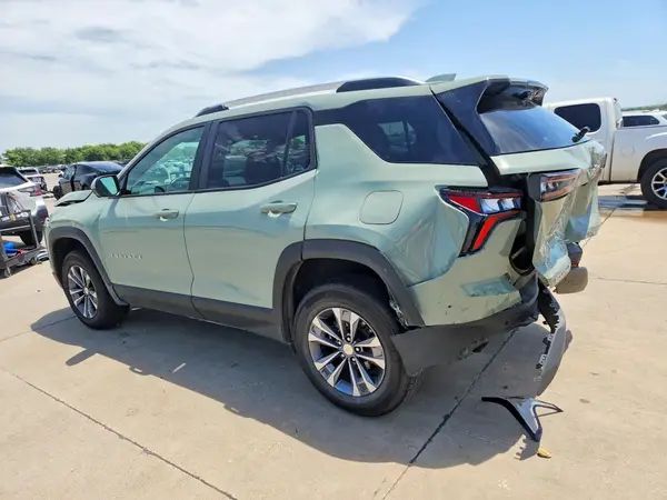 3GNAXPEG6SL203048 2025 CHEVROLET EQUINOX - Image 2