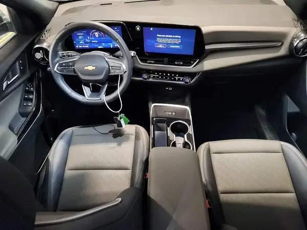 3GNAXPEG6SL296573 2025 CHEVROLET EQUINOX - Image 8