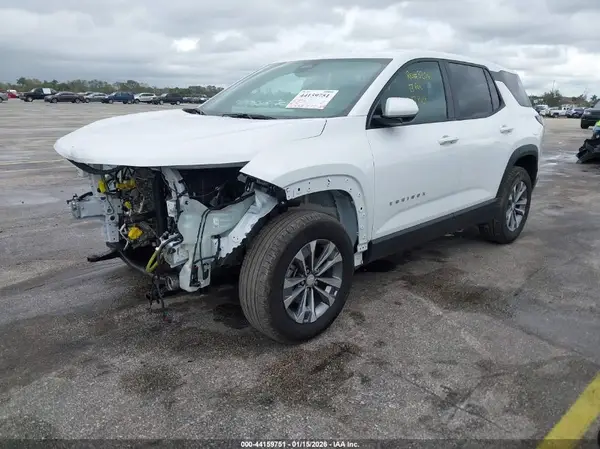 3GNAXPEG6SL322752 2025 CHEVROLET EQUINOX - Image 2