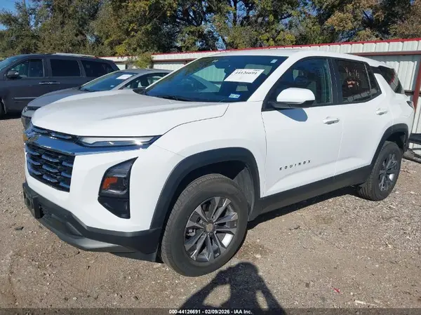 3GNAXPEG6SL322976 2025 CHEVROLET EQUINOX - Image 2