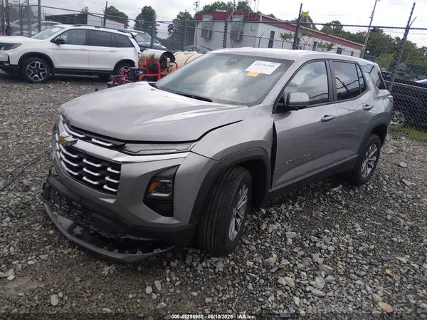 3GNAXPEG6TL138994 2026 CHEVROLET EQUINOX - Image 2