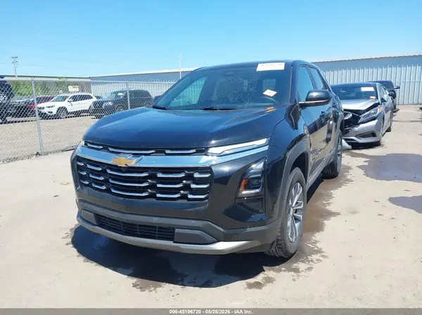 3GNAXPEG6TL286658 2026 CHEVROLET EQUINOX - Image 2