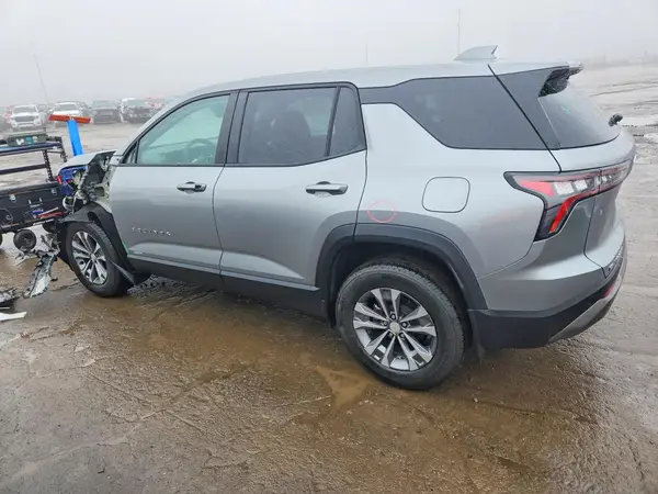 3GNAXPEG6TL288829 2026 CHEVROLET EQUINOX - Image 2