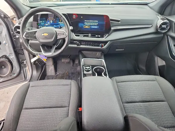 3GNAXPEG6TL288829 2026 CHEVROLET EQUINOX - Image 8