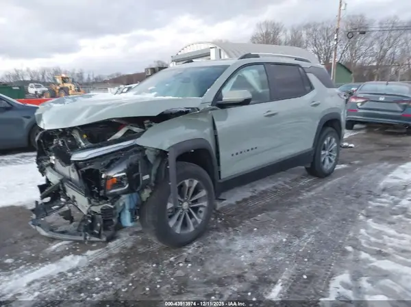 3GNAXPEG6TL302762 2026 CHEVROLET EQUINOX - Image 2