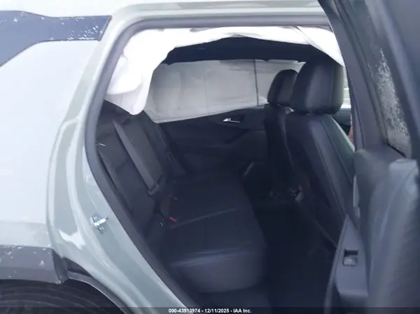 3GNAXPEG6TL302762 2026 CHEVROLET EQUINOX - Image 8