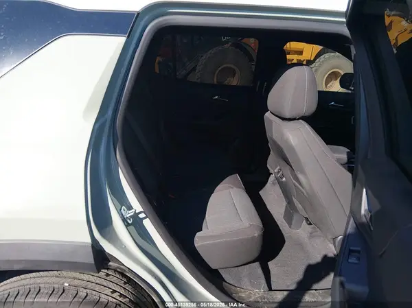 3GNAXPEG6TL315141 2026 CHEVROLET EQUINOX - Image 8