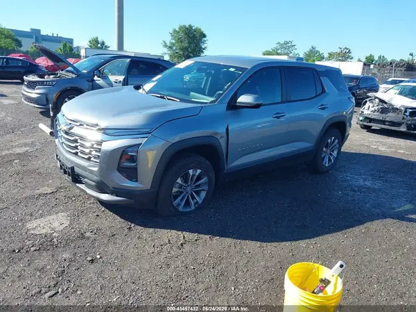 3GNAXPEG6TL419175 2026 CHEVROLET EQUINOX - Image 2
