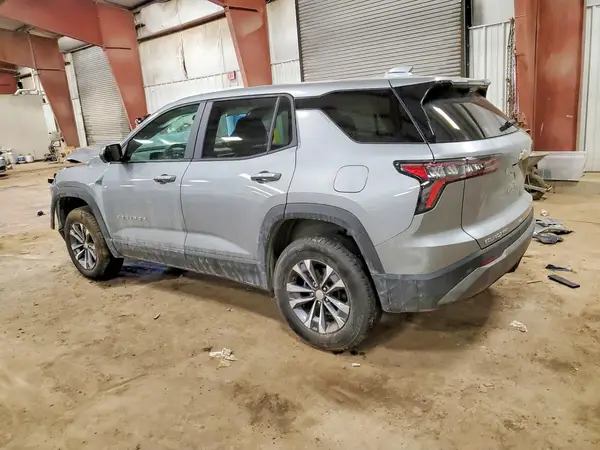 3GNAXPEG7SL168911 2025 CHEVROLET EQUINOX - Image 2