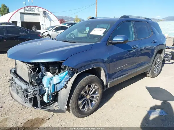 3GNAXPEG7SL210686 2025 CHEVROLET EQUINOX - Image 2