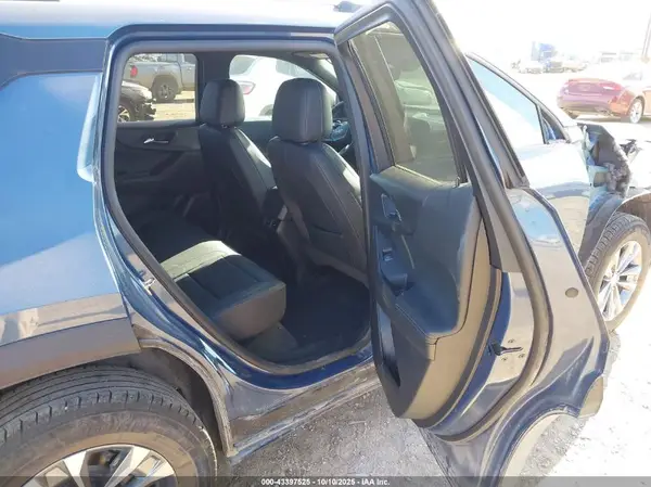 3GNAXPEG7SL210686 2025 CHEVROLET EQUINOX - Image 8