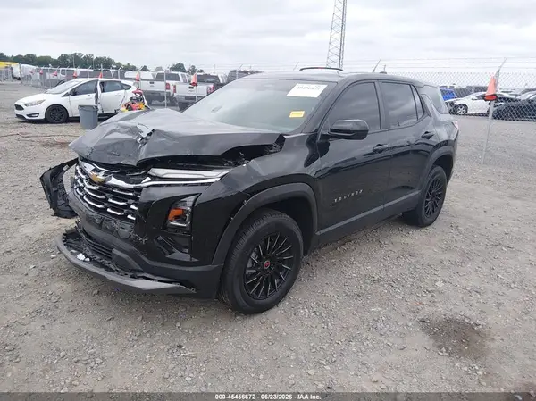 3GNAXPEG7SL285288 2025 CHEVROLET EQUINOX - Image 2