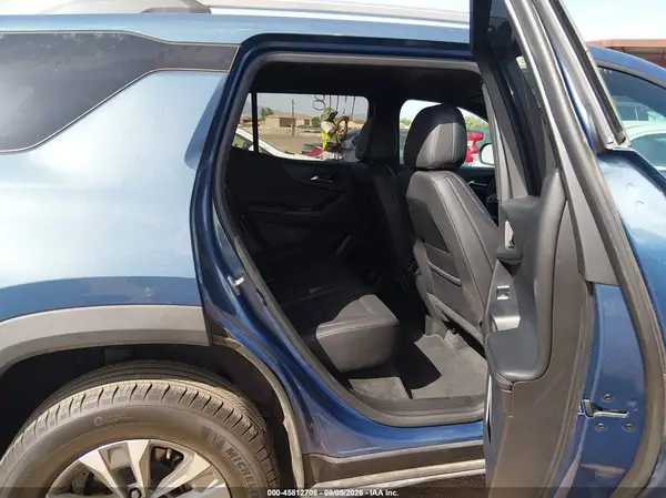 3GNAXPEG7SL290071 2025 CHEVROLET EQUINOX - Image 8