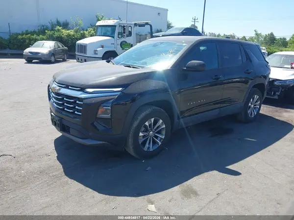 3GNAXPEG7TL252826 2026 CHEVROLET EQUINOX - Image 2
