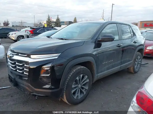 3GNAXPEG7TL287379 2026 CHEVROLET EQUINOX - Image 2