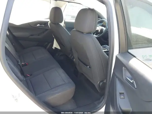 3GNAXPEG8SL157559 2025 CHEVROLET EQUINOX - Image 8
