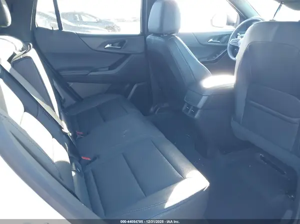 3GNAXPEG8SL164057 2025 CHEVROLET EQUINOX - Image 8