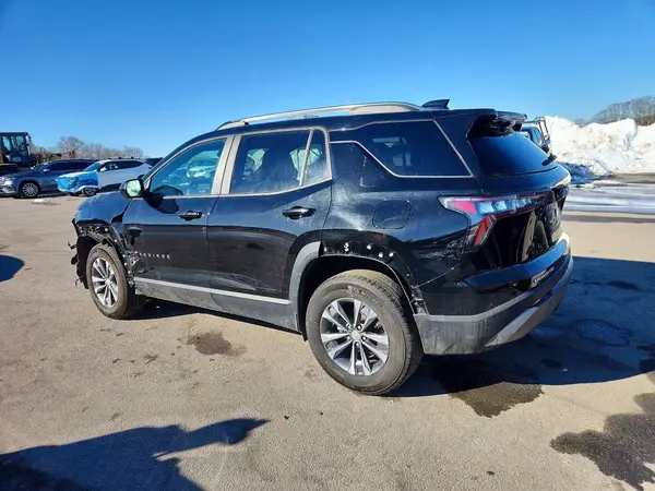 3GNAXPEG8SL225214 2025 CHEVROLET EQUINOX - Image 2