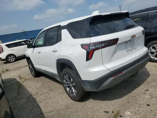 3GNAXPEG8SL240926 2025 CHEVROLET EQUINOX - Image 2
