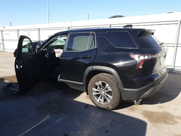 3GNAXPEG8SL286305 2025 CHEVROLET EQUINOX - Image 2
