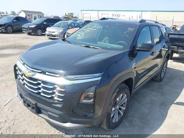 3GNAXPEG8SL290340 2025 CHEVROLET EQUINOX - Image 2