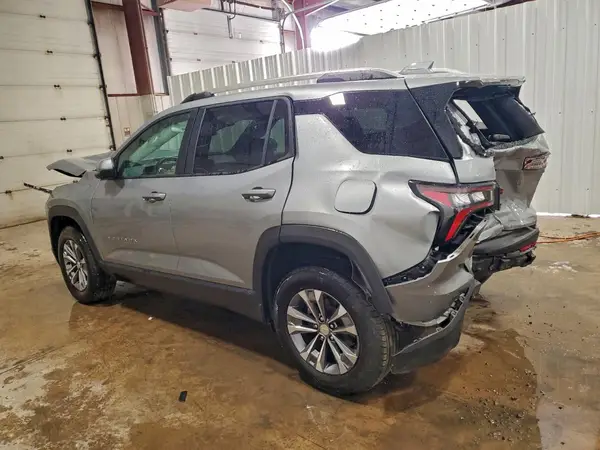 3GNAXPEG8SL291617 2025 CHEVROLET EQUINOX - Image 2