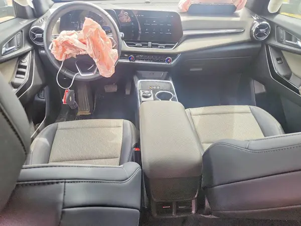 3GNAXPEG8TL114518 2026 CHEVROLET EQUINOX - Image 8