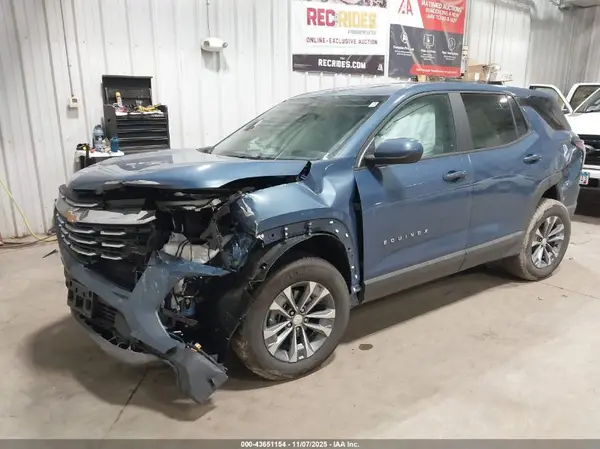 3GNAXPEG8TL123154 2026 CHEVROLET EQUINOX - Image 2