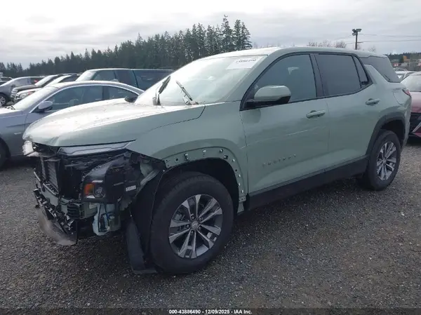 3GNAXPEG8TL131318 2026 CHEVROLET EQUINOX - Image 2
