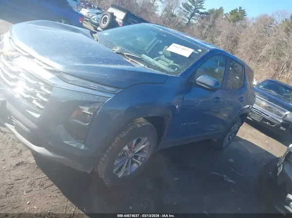3GNAXPEG8TL138284 2026 CHEVROLET EQUINOX - Image 2
