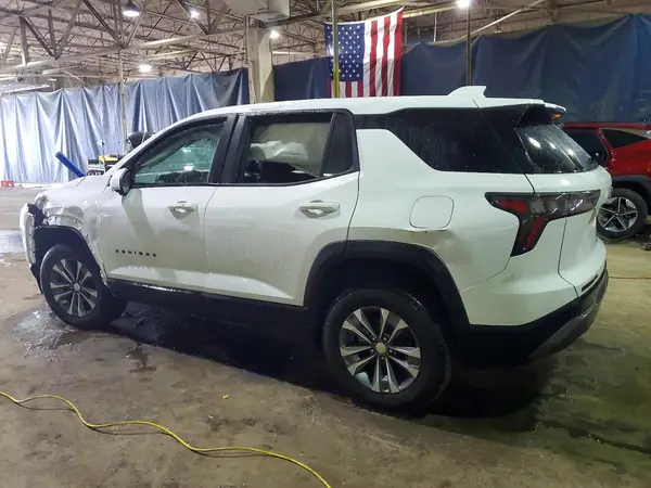 3GNAXPEG8TL236909 2026 CHEVROLET EQUINOX - Image 2
