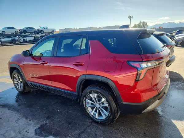 3GNAXPEG8TL402152 2026 CHEVROLET EQUINOX - Image 2